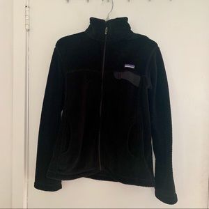 Black fleece Patagonia zip up jacket